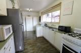 **APPROVED APPLICATION PENDING*** 3 Bedroom Home located in Heart of Epping