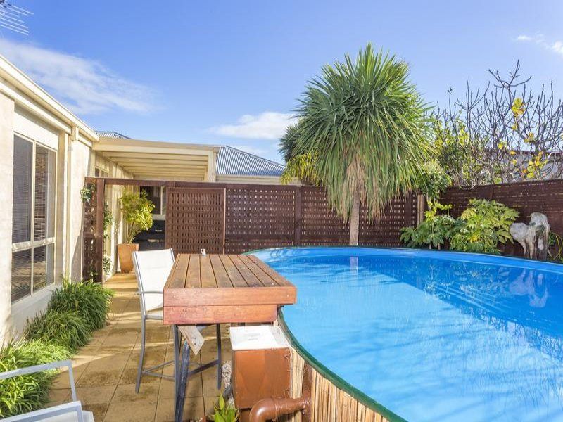3 Plover Court BARWON HEADS VIC, Barwon Heads - Thumbnail 2