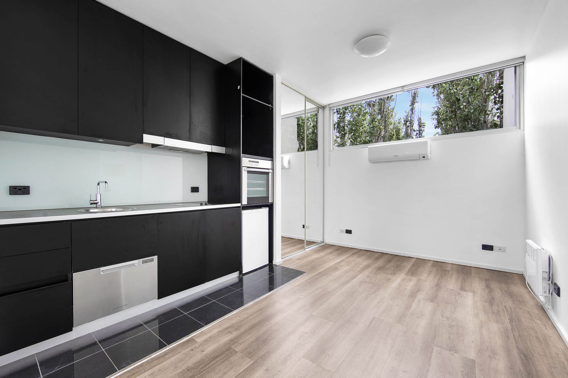 15/186 Barkly Street, St Kilda - Thumbnail 6