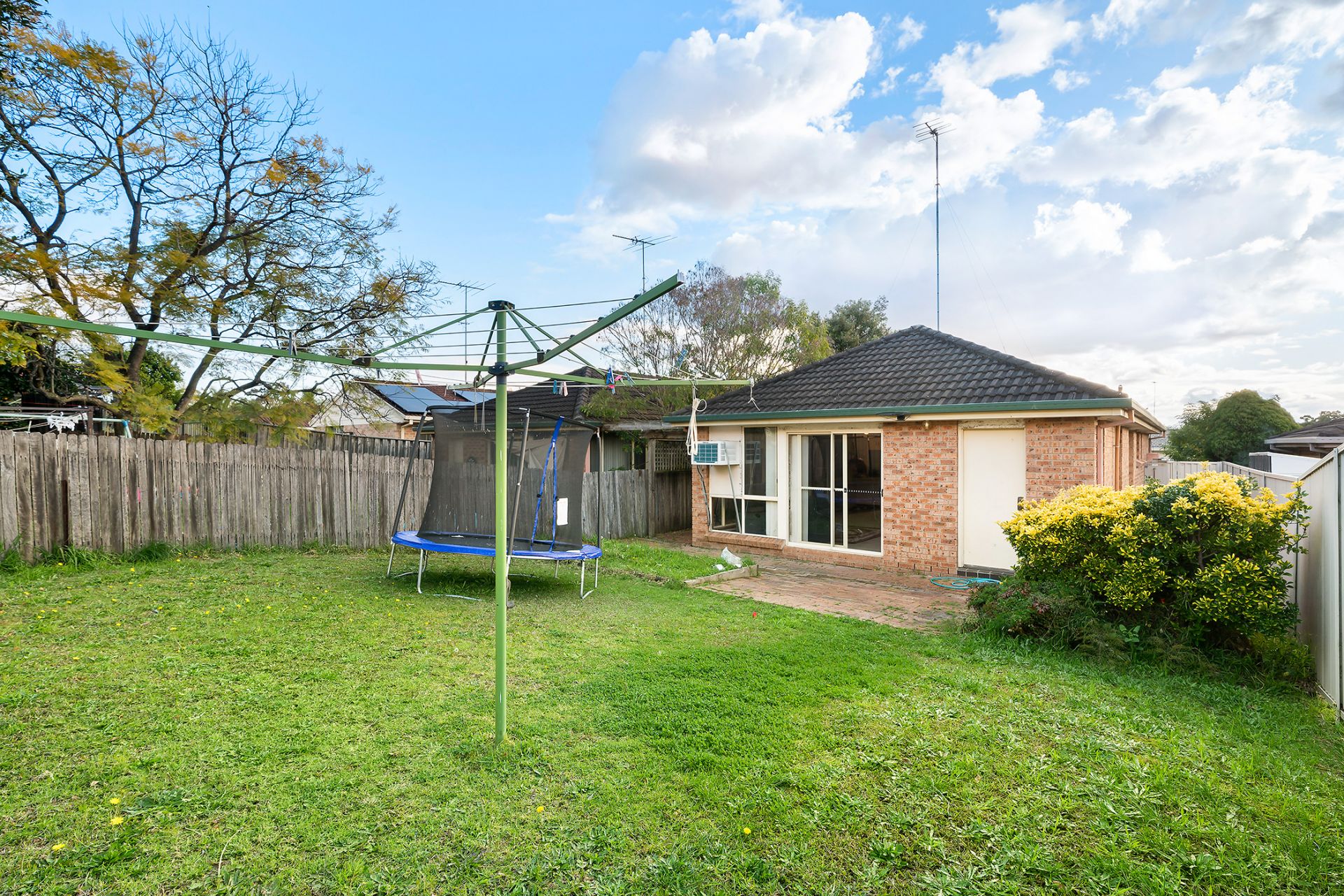 Real Estate For Sale 183A Farnham Road Quakers Hill , NSW