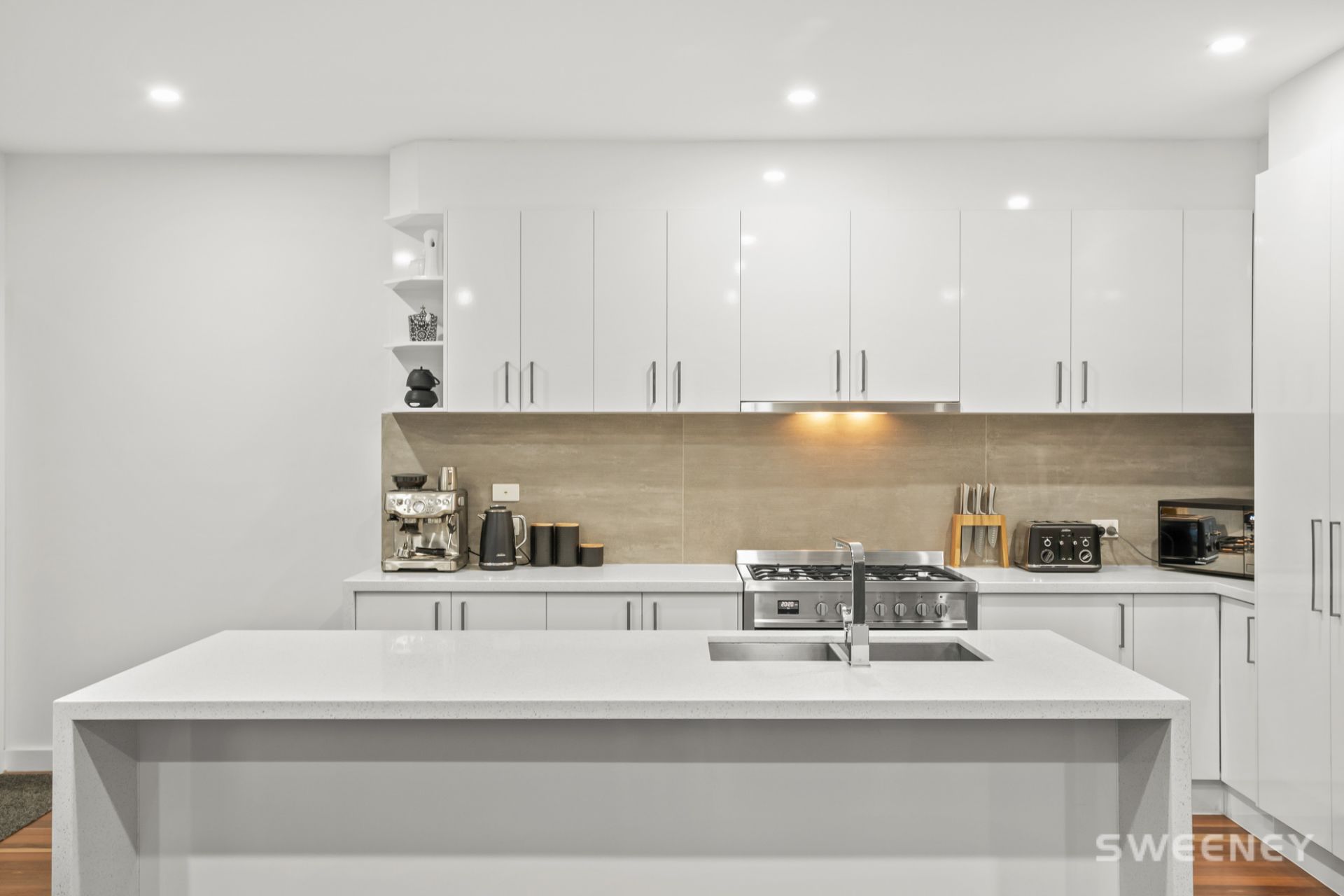 37 Philip Street, Altona Meadows - Thumbnail 4