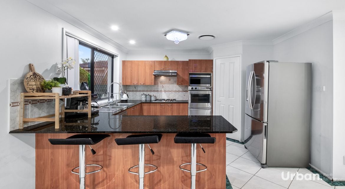 Hinchinbrook 21 Delambre Place
