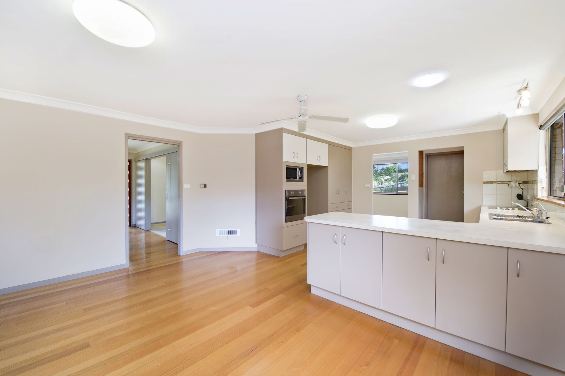 12 Cathie Road Port Macquarie NSW, Port Macquarie - Thumbnail 5