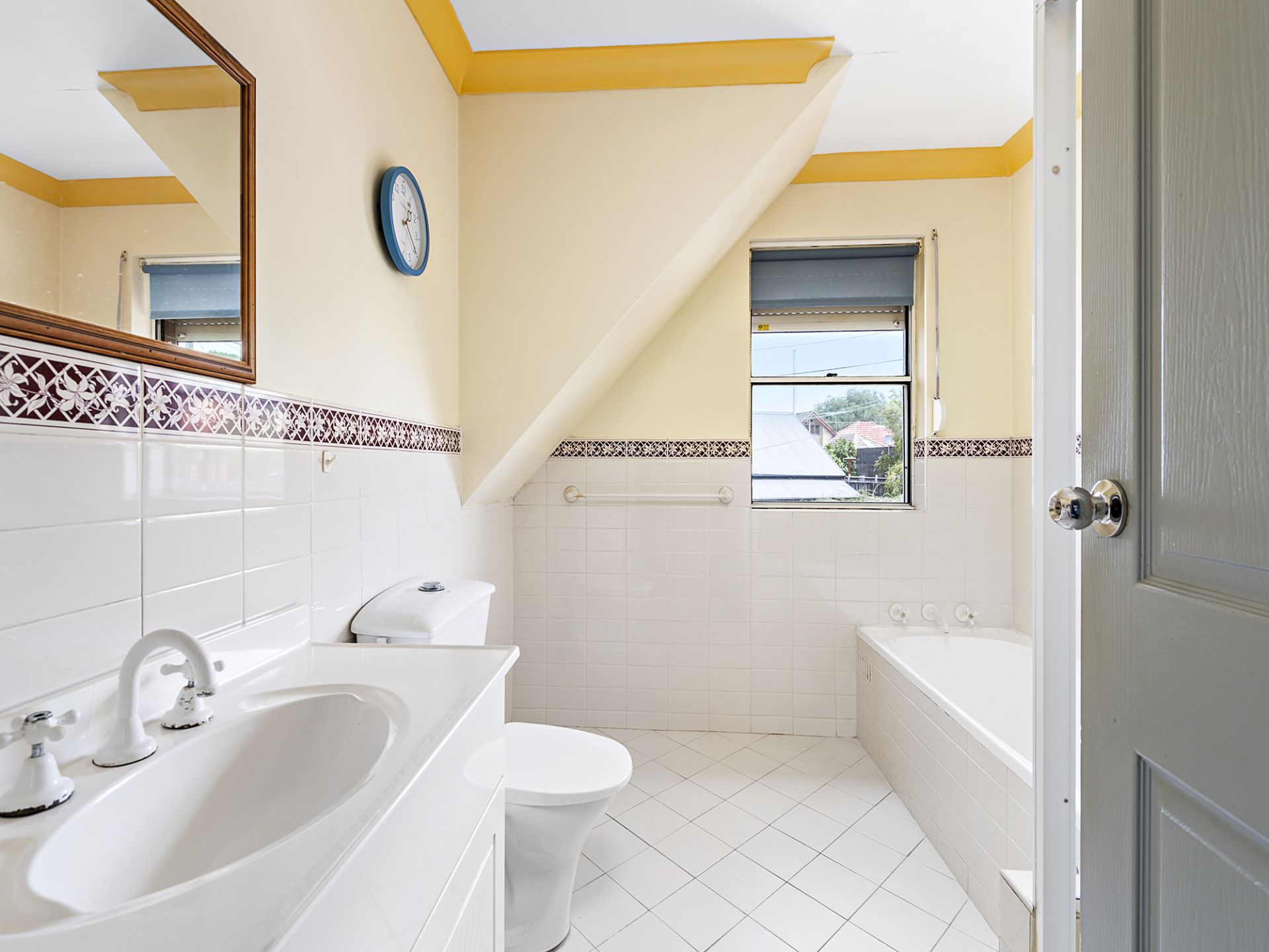 A Rare Affordable Leichhardt Entry Point