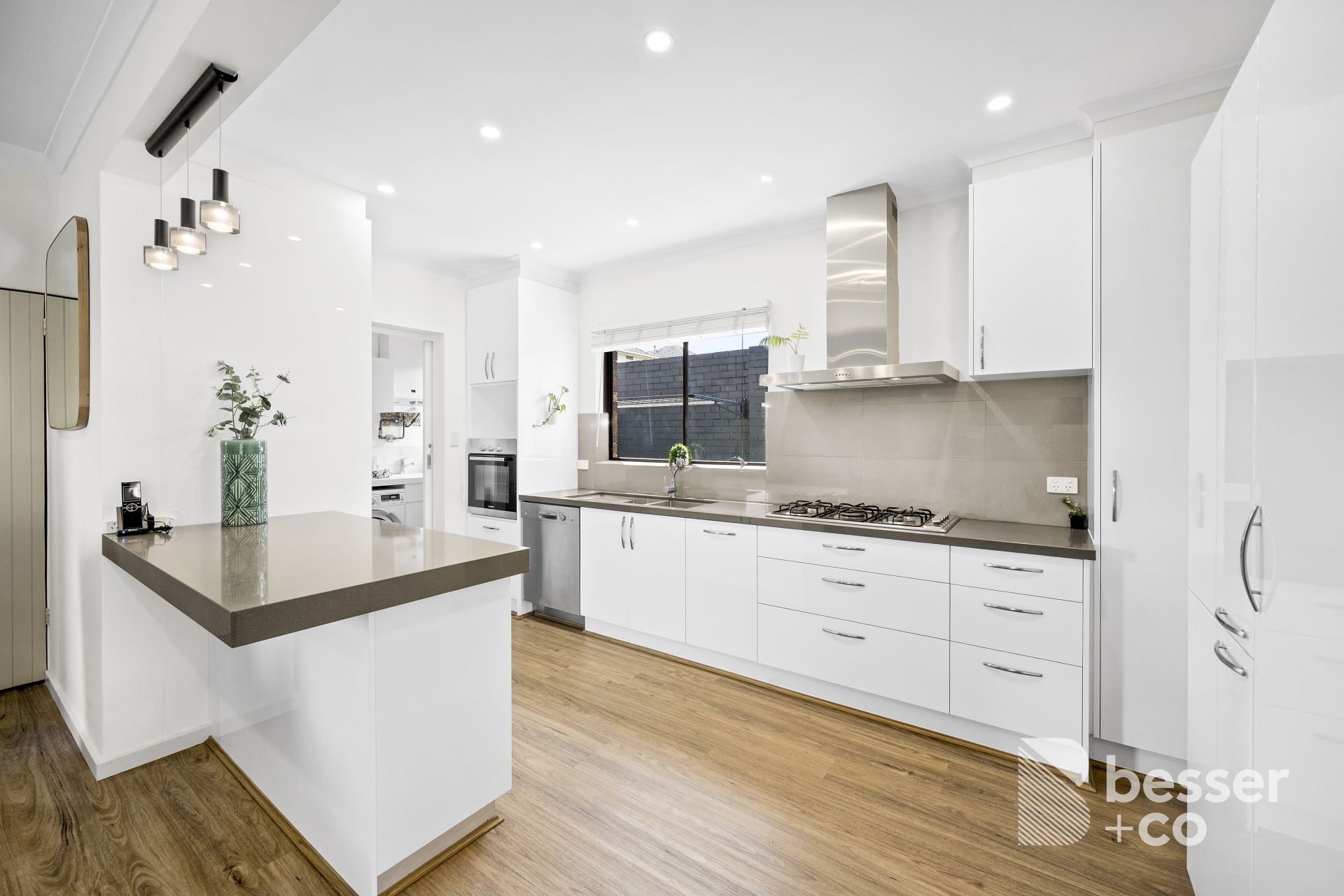3/283 Hawthorn Road, Caulfield - Thumbnail 4