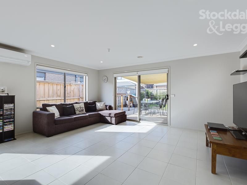 14 Eugenia Street MERNDA, Mernda - Thumbnail 4