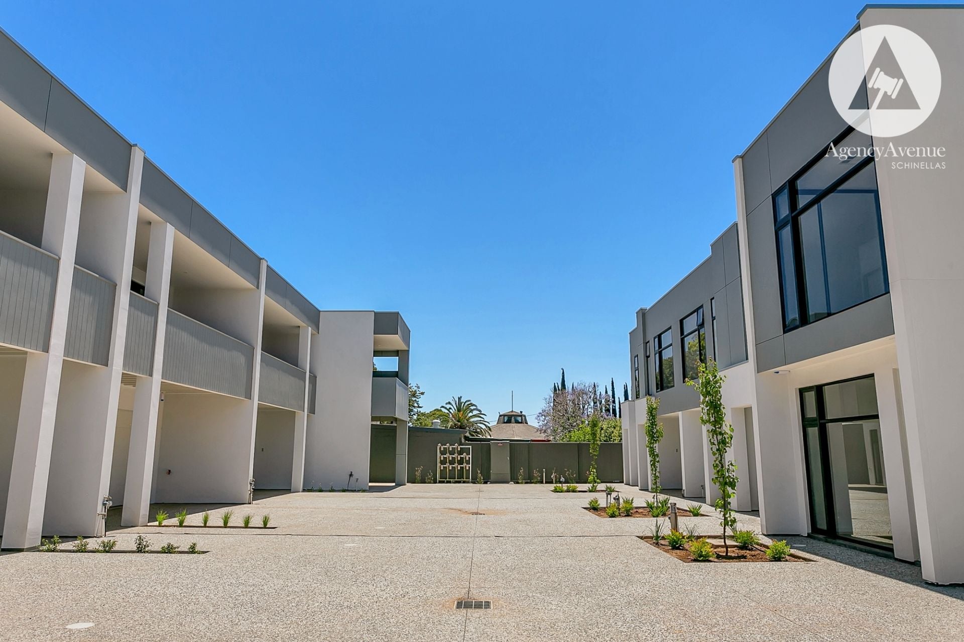 2/2B Balmoral Avenue, North Brighton - Thumbnail 3