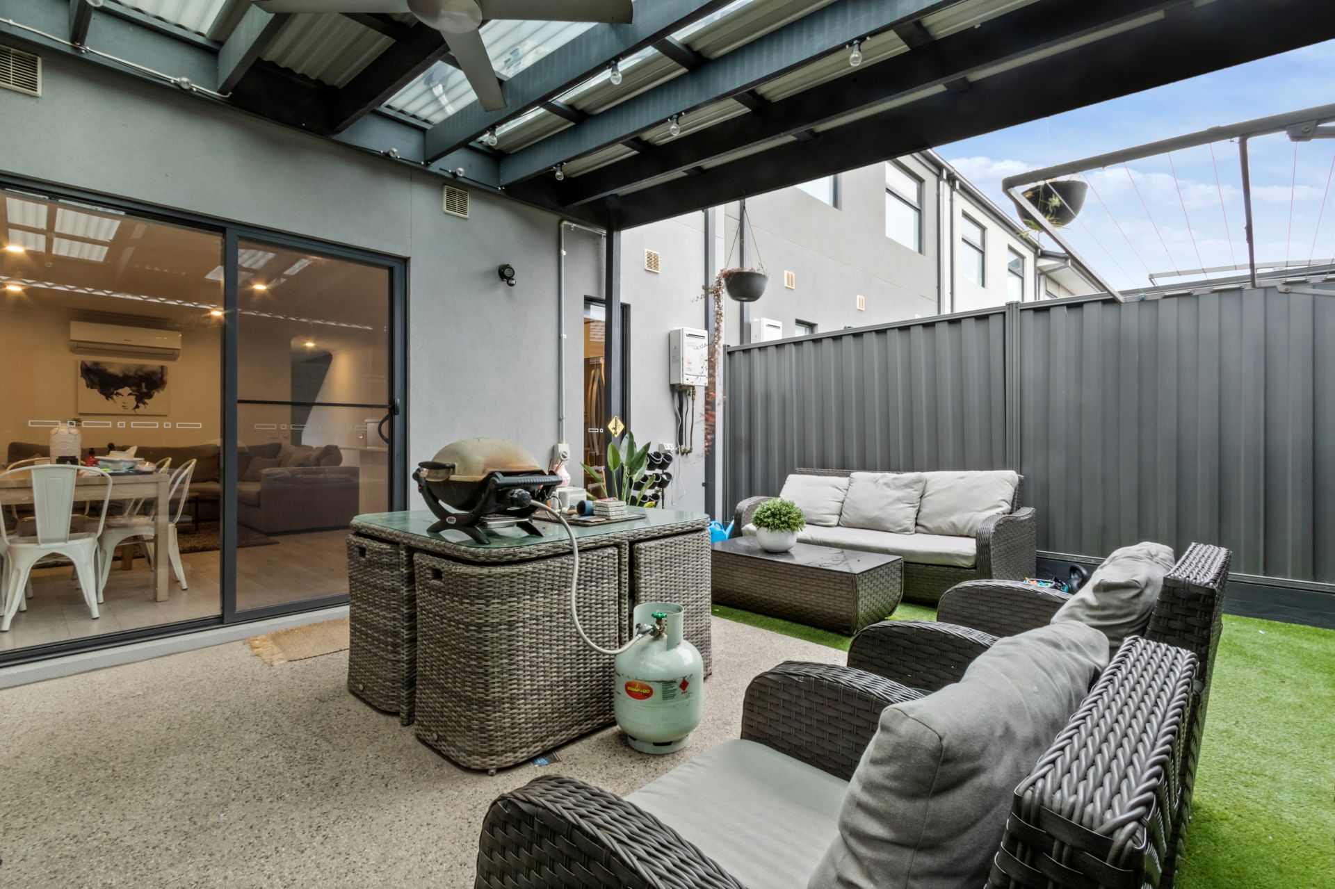 ON THE PARK, LOW-MAINTENANCE PERFECTION
