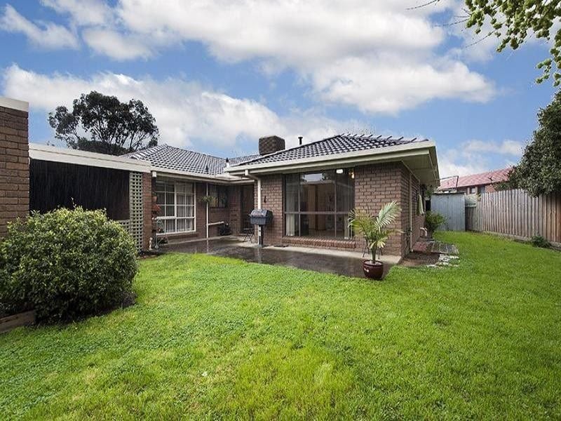 EXCEPTIONAL HOME IN A PRIME LOCATION