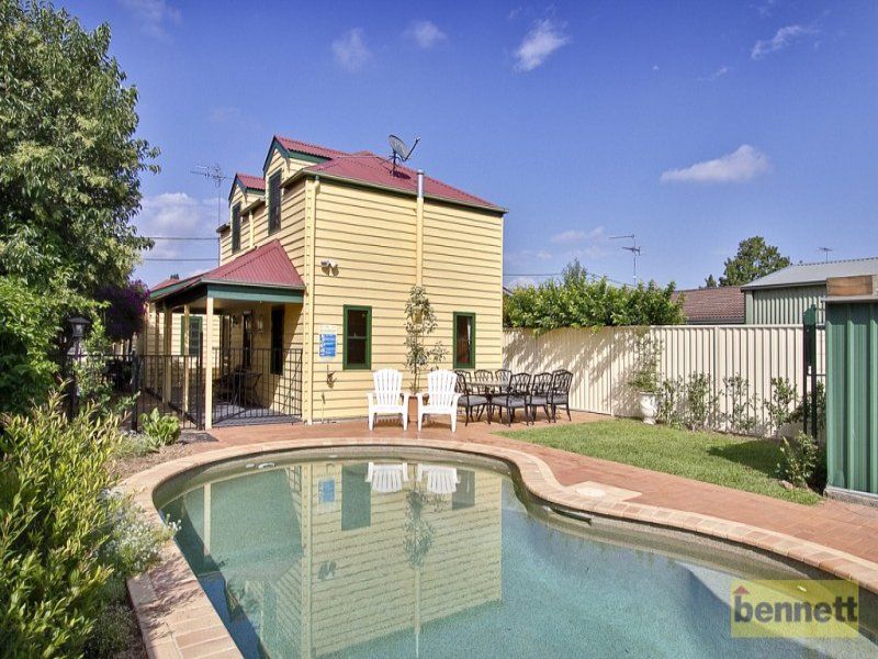 13 Conrad Street, Richmond - Thumbnail 2