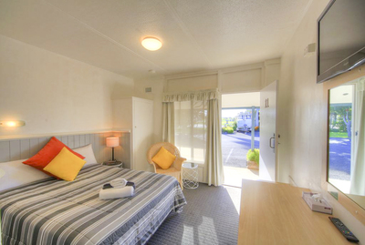 MOTEL FOR SALE - STUNNING SOUTH COAST LOCATION