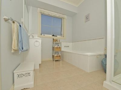 1/16 St. Andrews Drive, DEVONPORT, Devonport - Thumbnail 6