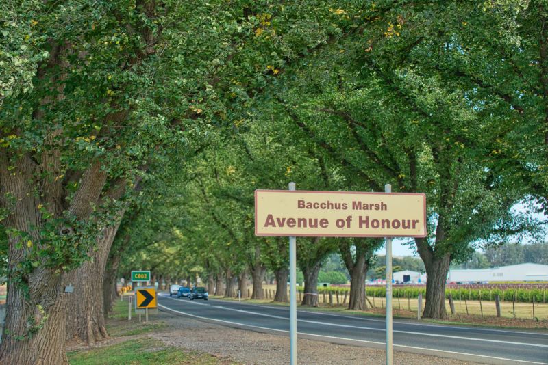 1 Fairway Crescent, Bacchus Marsh - Thumbnail 4