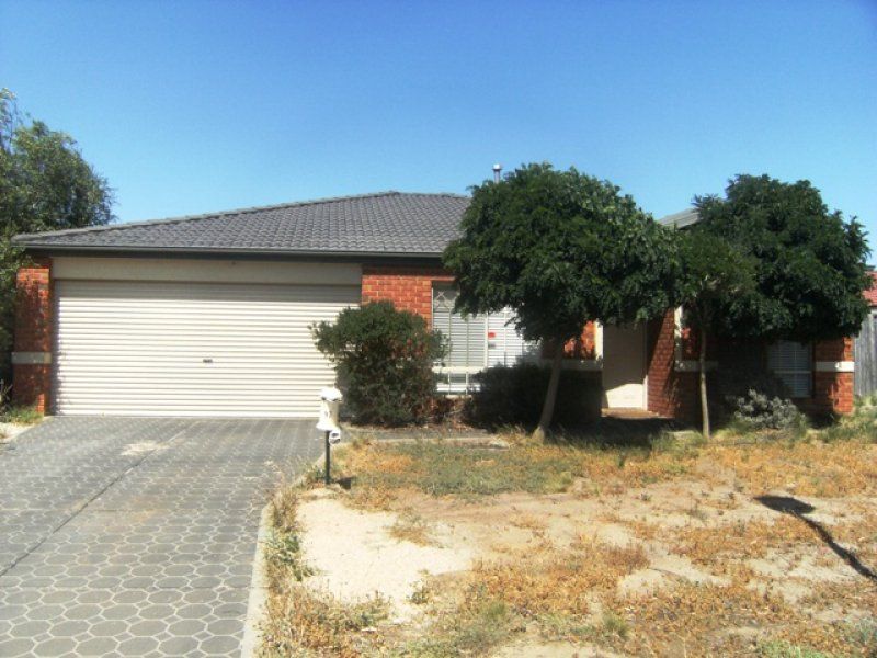 41 Abbington Crescent, Caroline Springs - Thumbnail 2