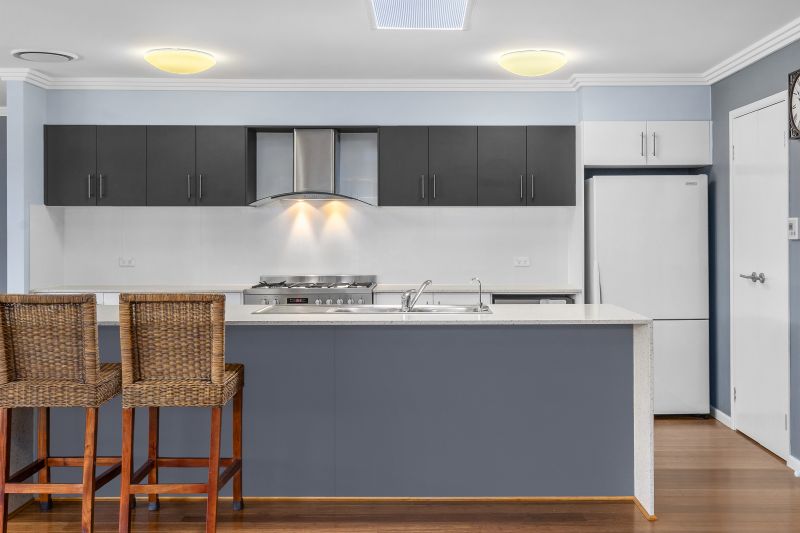 Real Estate For Sale 11 Bayview Avenue Haywards Bay , NSW