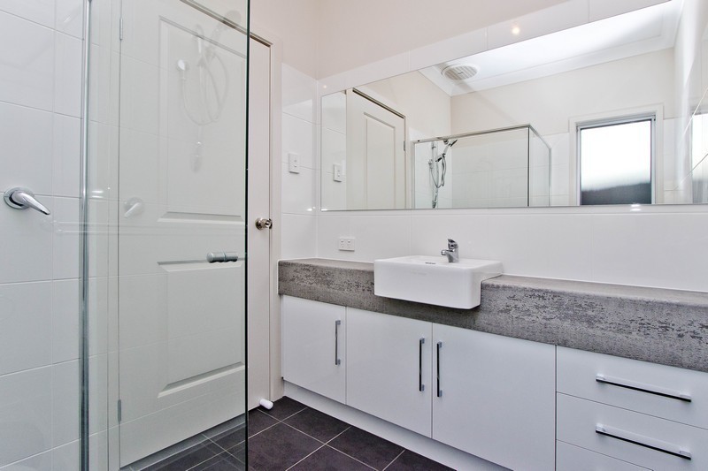 34  Taylors Lane  Mile End 5031