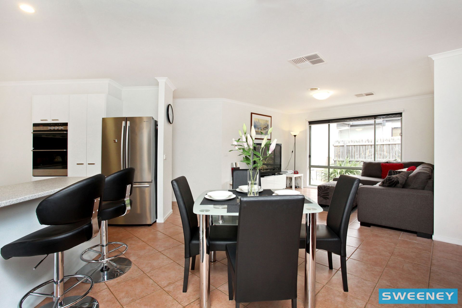 18 Mark Drive, Hillside - Thumbnail 4