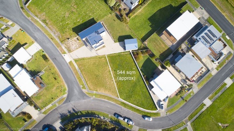 6 Seaview Drive, Apollo Bay, VIC, Apollo Bay - Thumbnail 2