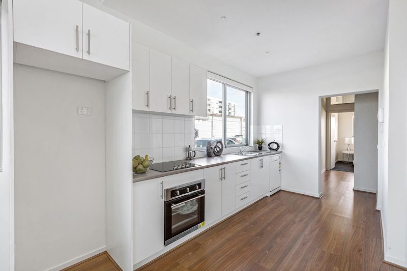 1/8-18 Whitehall Street, Footscray - Thumbnail 7