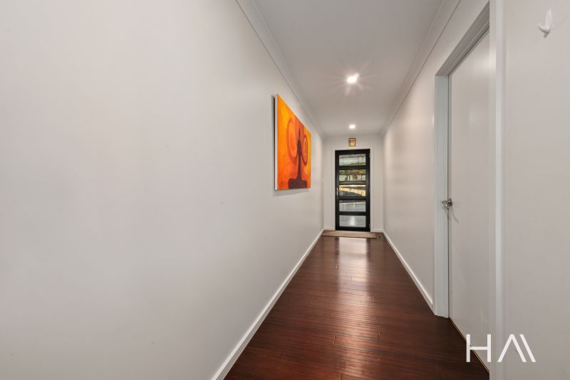 49 Roberts Crescent Newnham, Newnham - Thumbnail 5