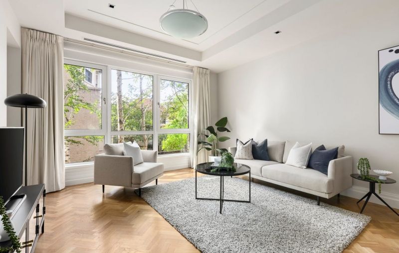 102/392A Toorak Road, Toorak - Thumbnail 2