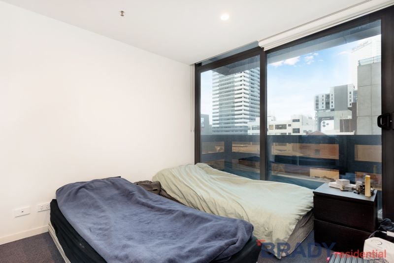 402/8 Sutherland Street MELBOURNE VIC, Melbourne - Thumbnail 3