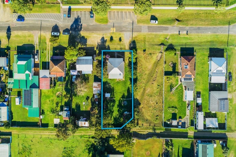 Real Estate For Sale 28 Tomalpin Street Kearsley , NSW