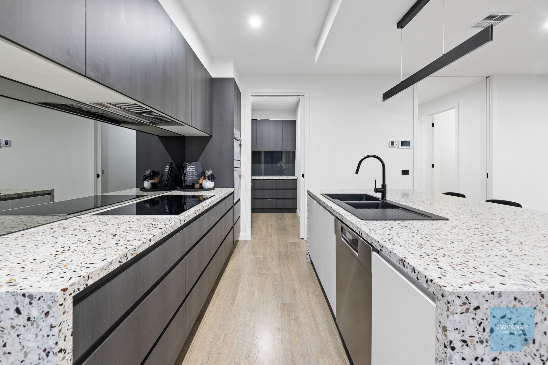 26 Legrange Crescent, Fraser Rise - Thumbnail 7