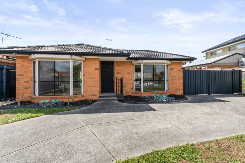 14 Gibbons Drive, Epping