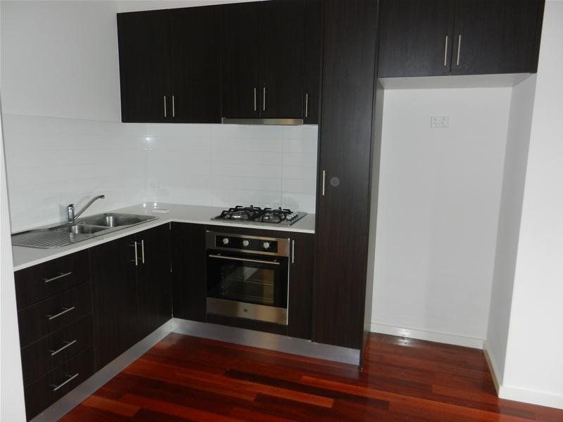 1/130 Purinuan Road, Reservoir