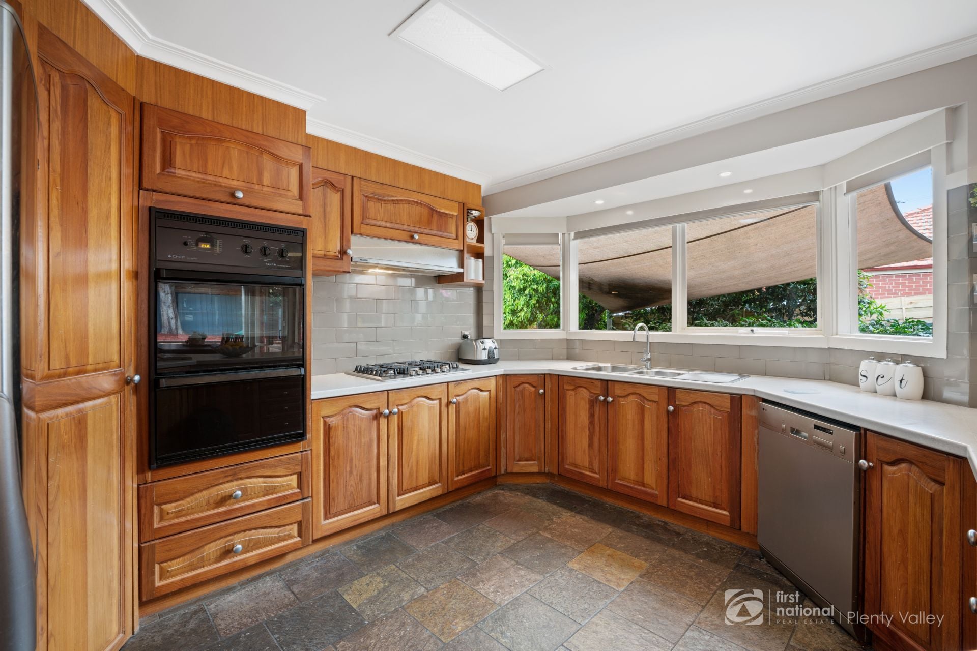 2 Incana Drive Mill Park, 2 Incana Drive Mill Park - Thumbnail 8