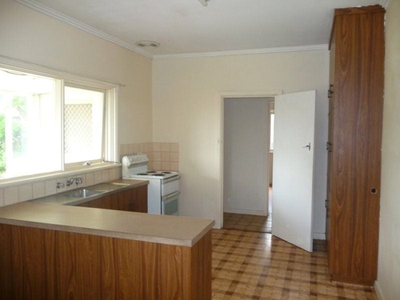 13 Holder Street MOUNT GAMBIER SA, Mount Gambier - Thumbnail 5