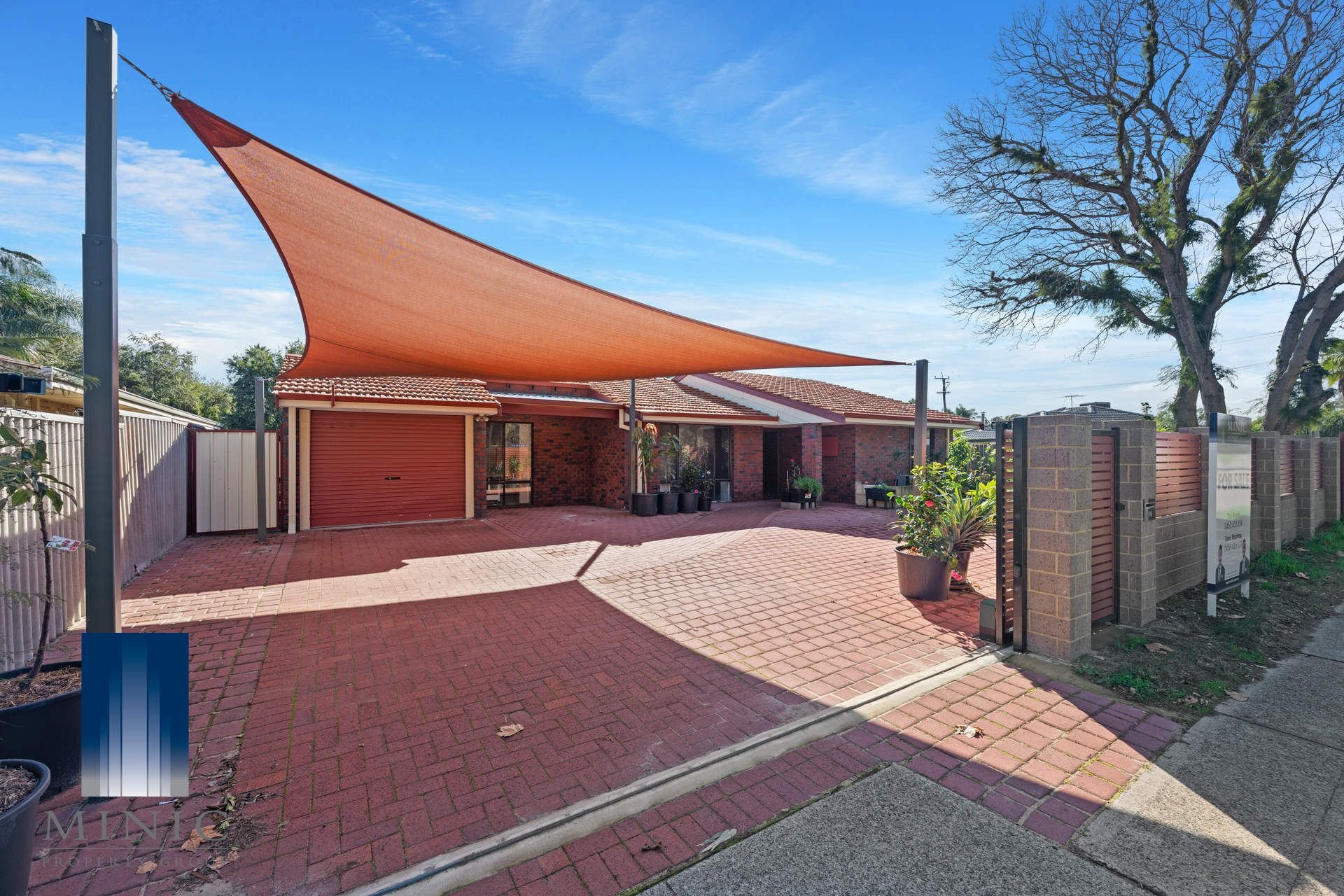 30 Burslem Drive, Thornlie