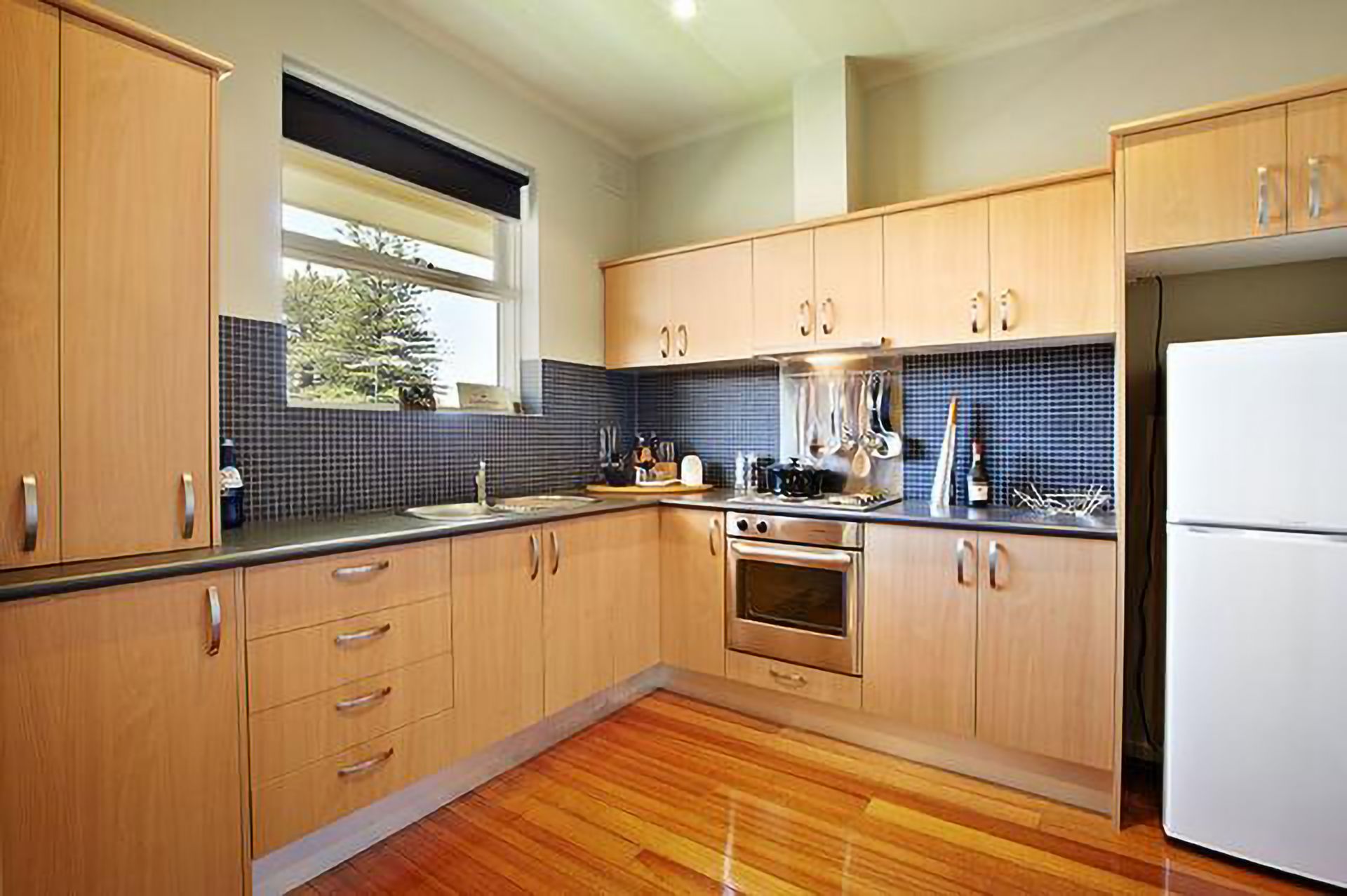 9/1B Kinkora Road, Hawthorn OBrien Real Estate