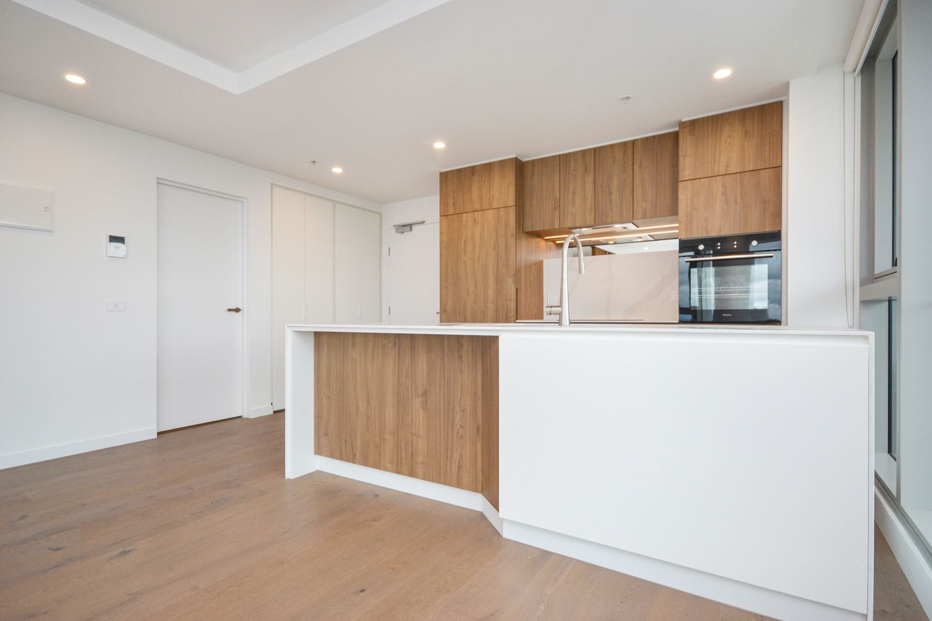 PREMIUM APARTMENT LIVING
