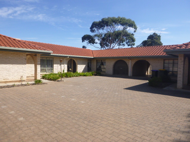 4/12 Varram  Way West Lakes Shore 5020