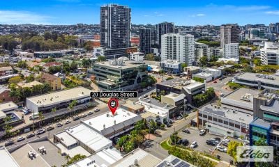 LIGHT FILLED OFFICE WITH 3 EXCLUSIVE CAR PARKS!