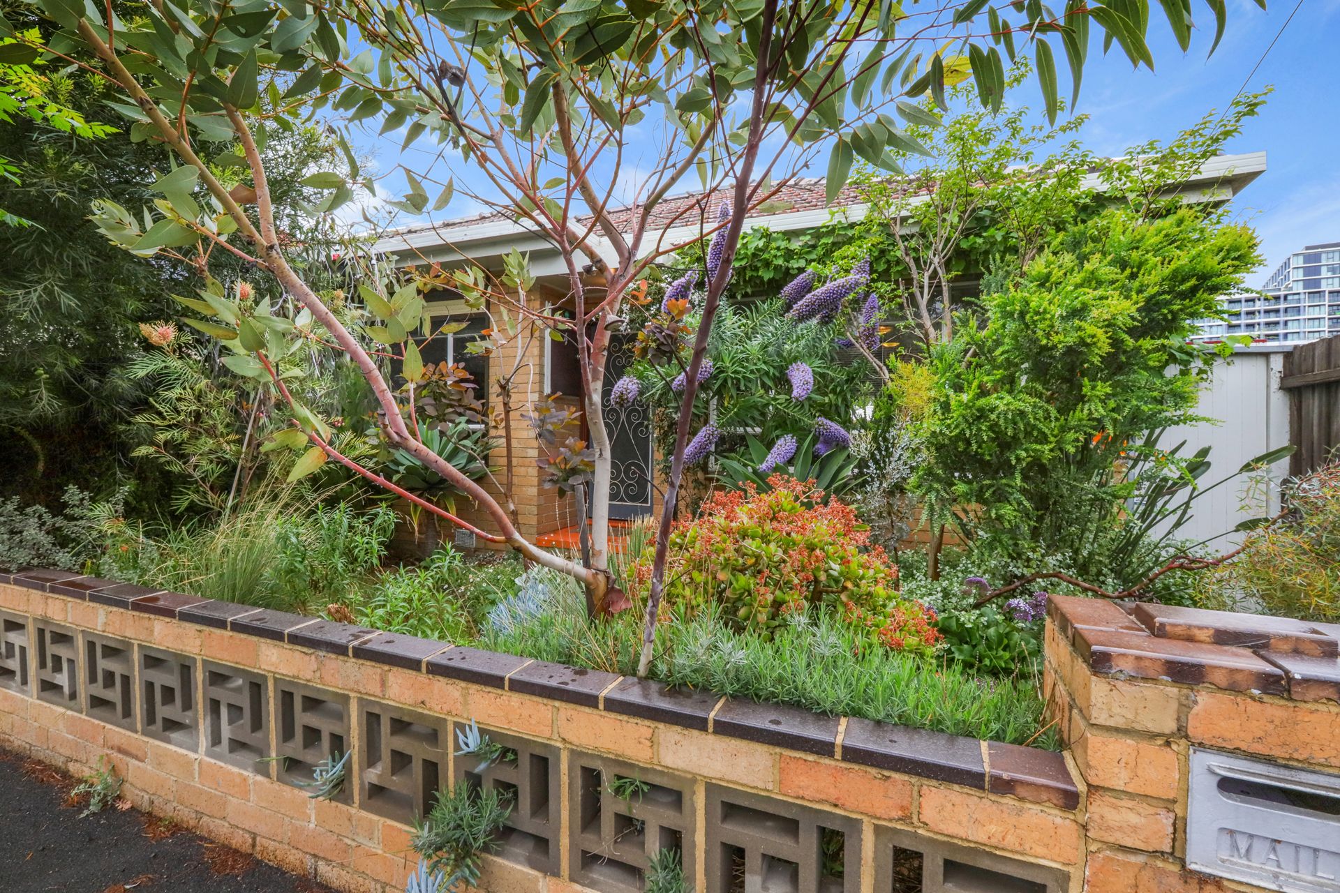 4 Park Street Footscray VIC, Footscray - Thumbnail 2