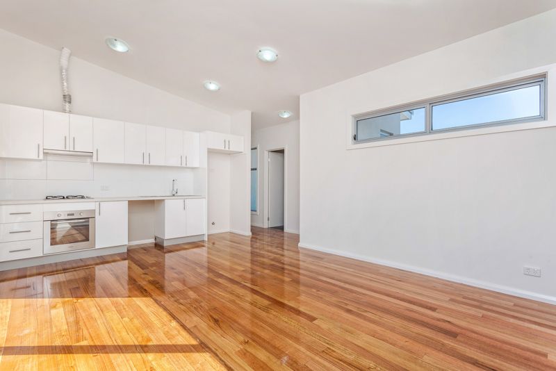 1 Kingston Street, Yarraville - Thumbnail 4