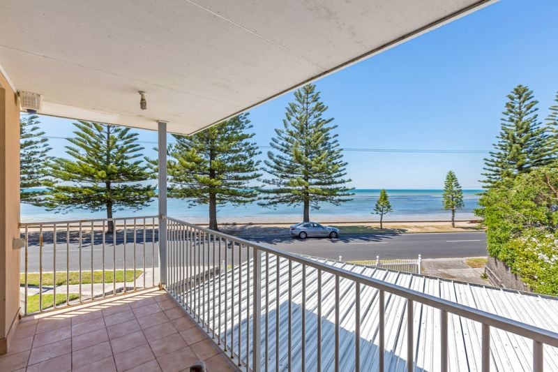 269 Esplanade, Altona - Thumbnail 2