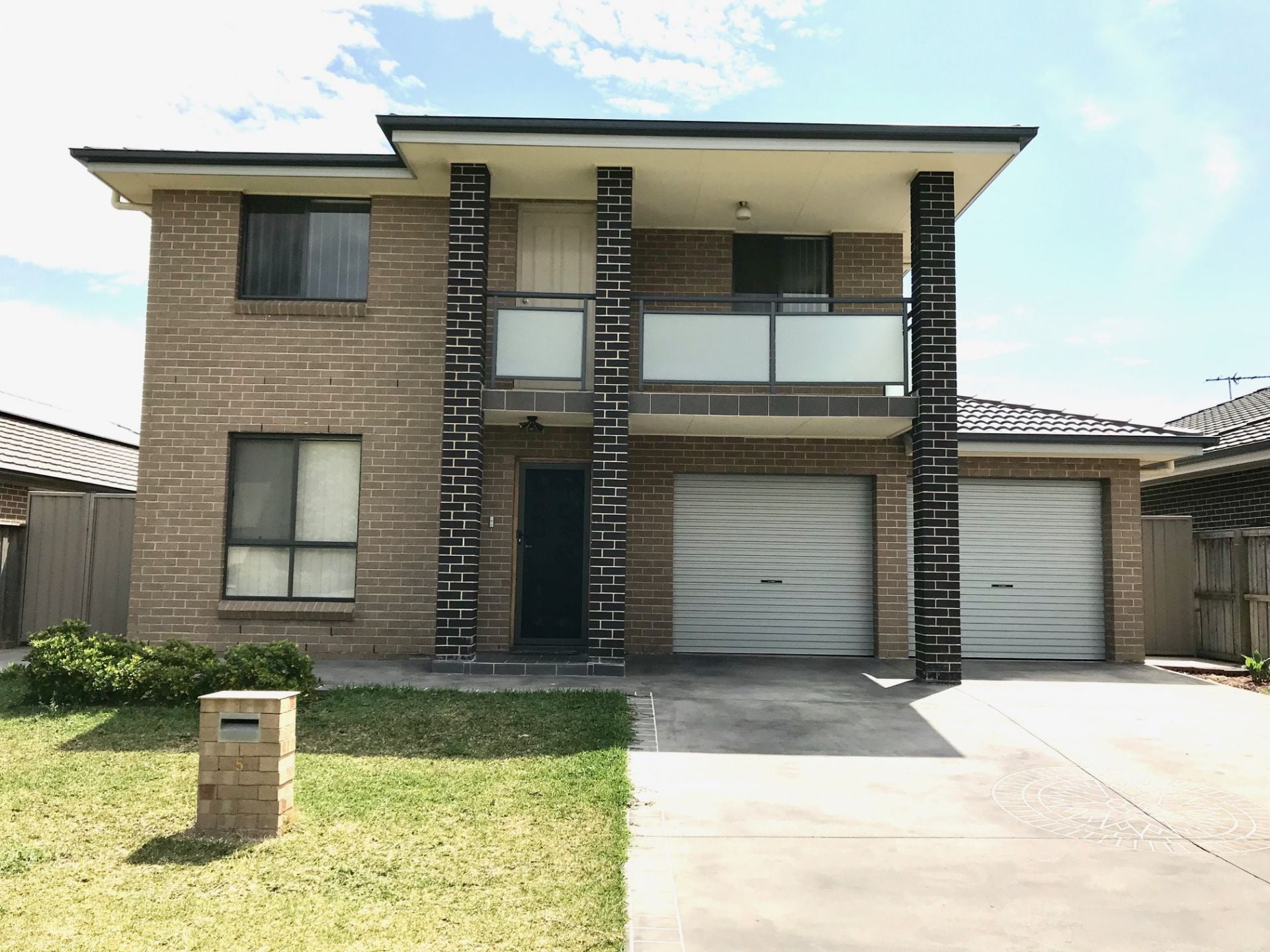 5 Brothers Lane Glenfield NSW