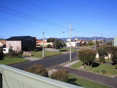 4
 
 
 
  
 
 
 3
 
 
 
  
 
 
 2
 
 
 
 
 
 
 
 26 Freer Street, SHEARWATER TAS 7307, Shearwater - Thumbnail 3