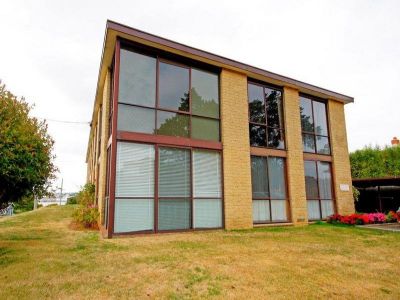 4/8 Fenton Street, DEVONPORT, Devonport - Thumbnail 2