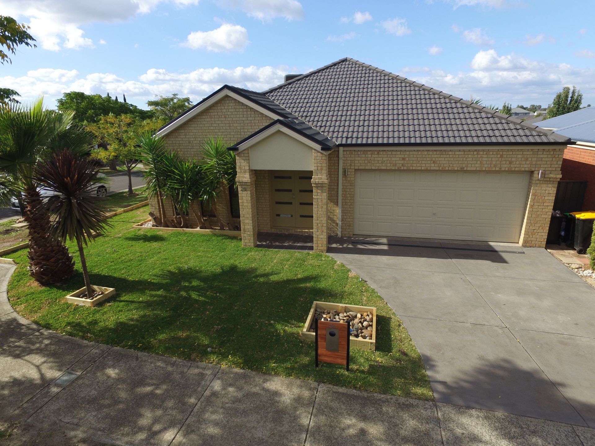 26 Klippel Way, Caroline Springs - Thumbnail 2