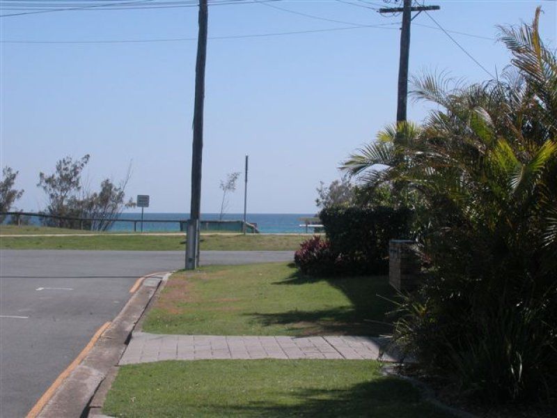 4/4 Johnston Street BILINGA QLD, Bilinga - Thumbnail 3