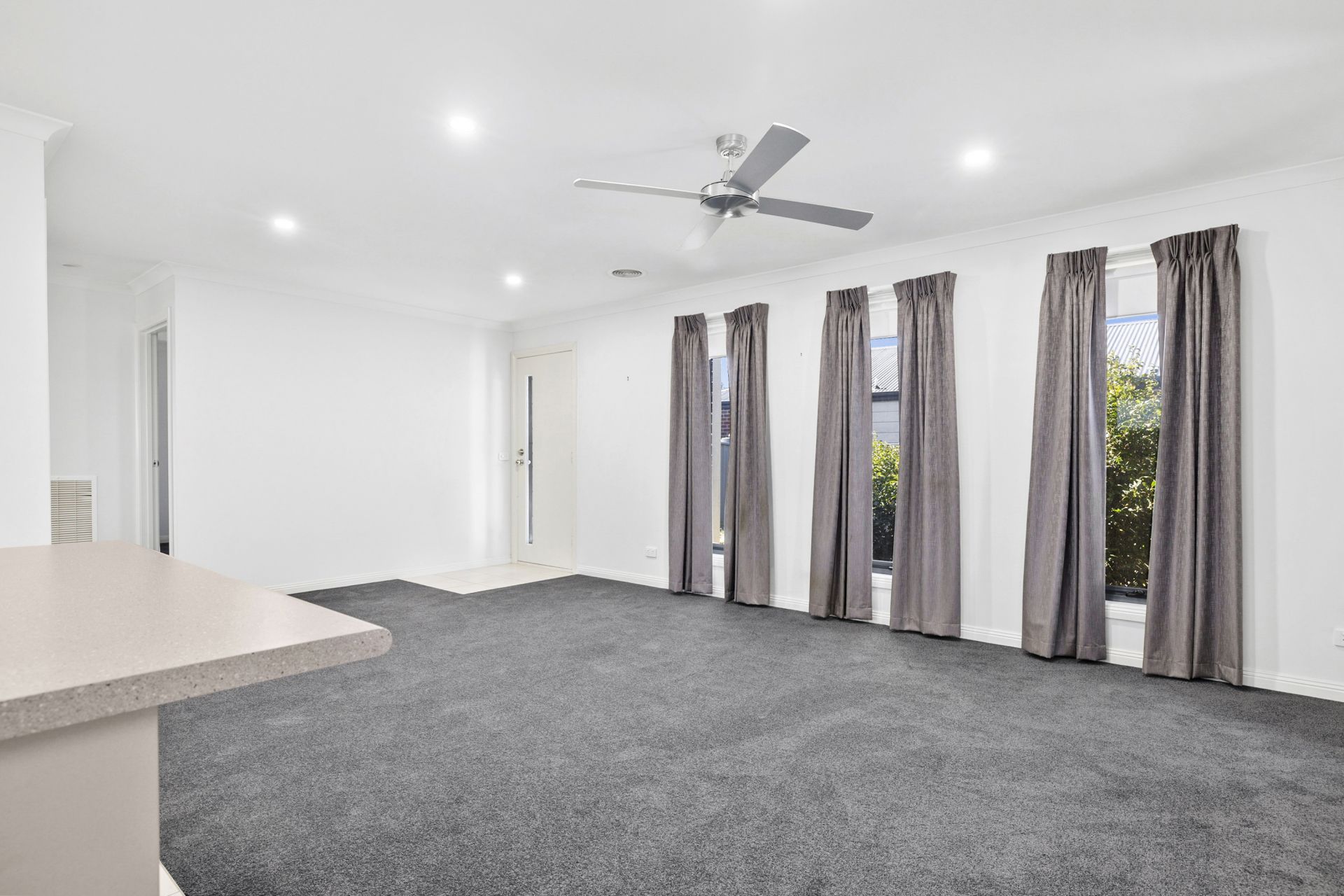 44 Ashwood Gardens, Mitchell Park, Mitchell Park - Thumbnail 6