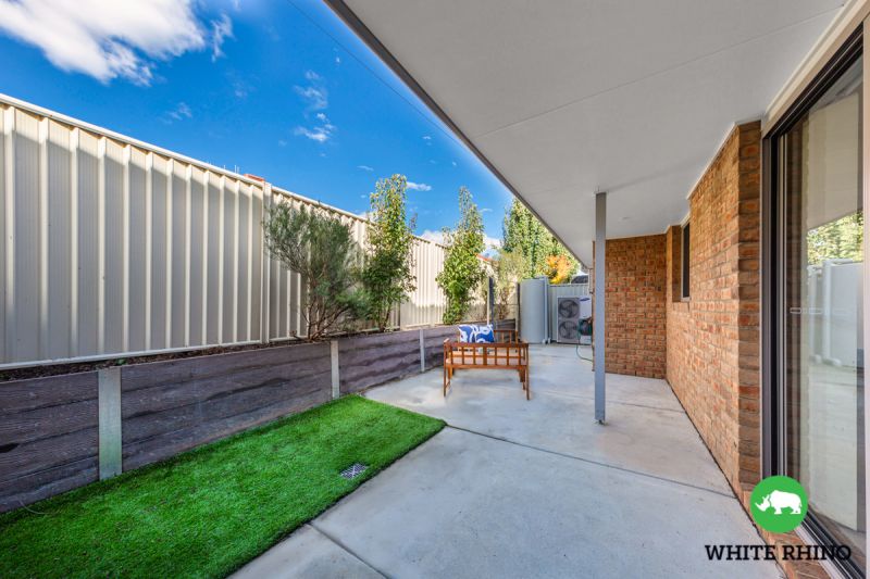 2/17 Dodsworth Street Greenleigh, Queanbeyan White Rhino Property