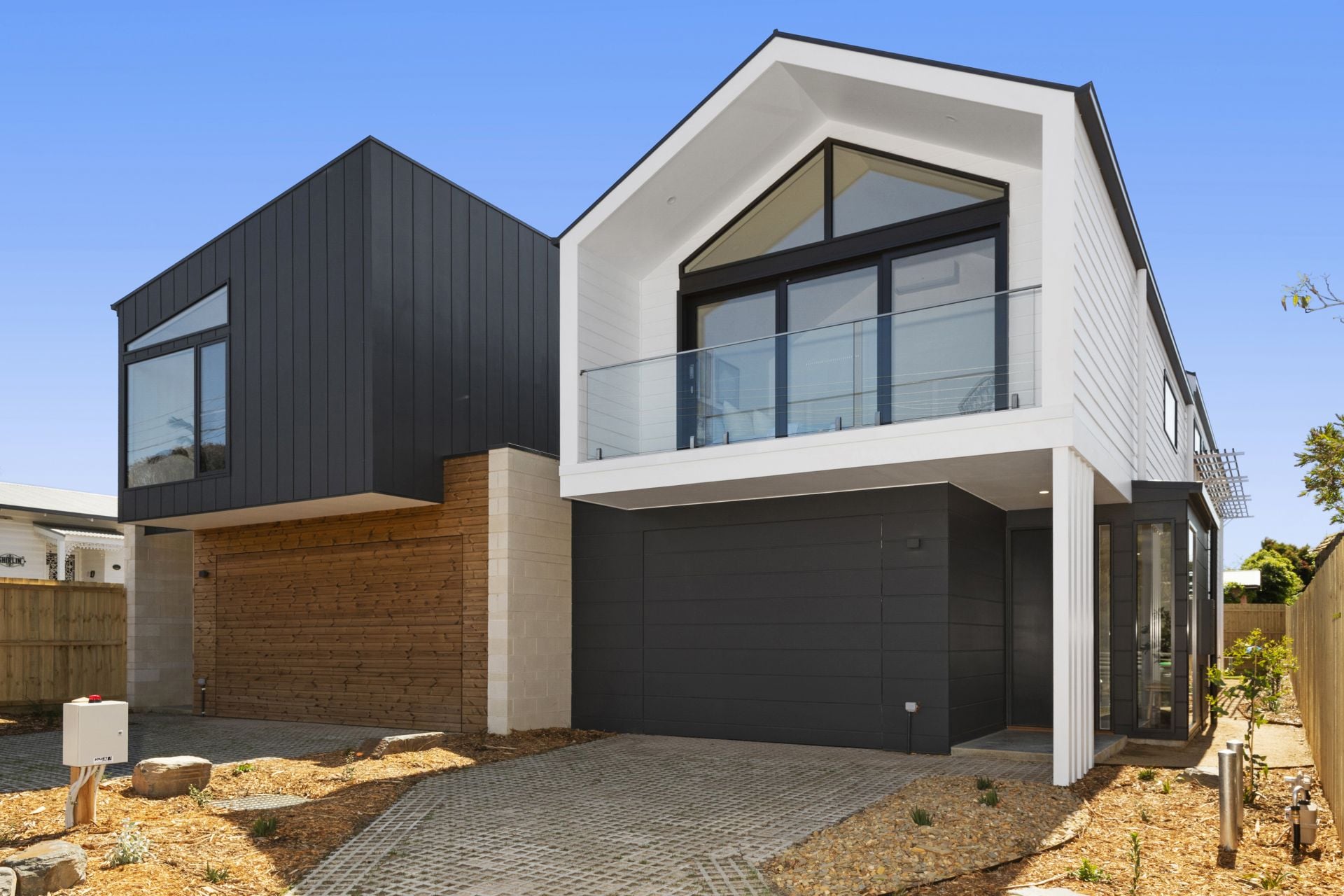 66 Beach Road, Torquay - Thumbnail 4
