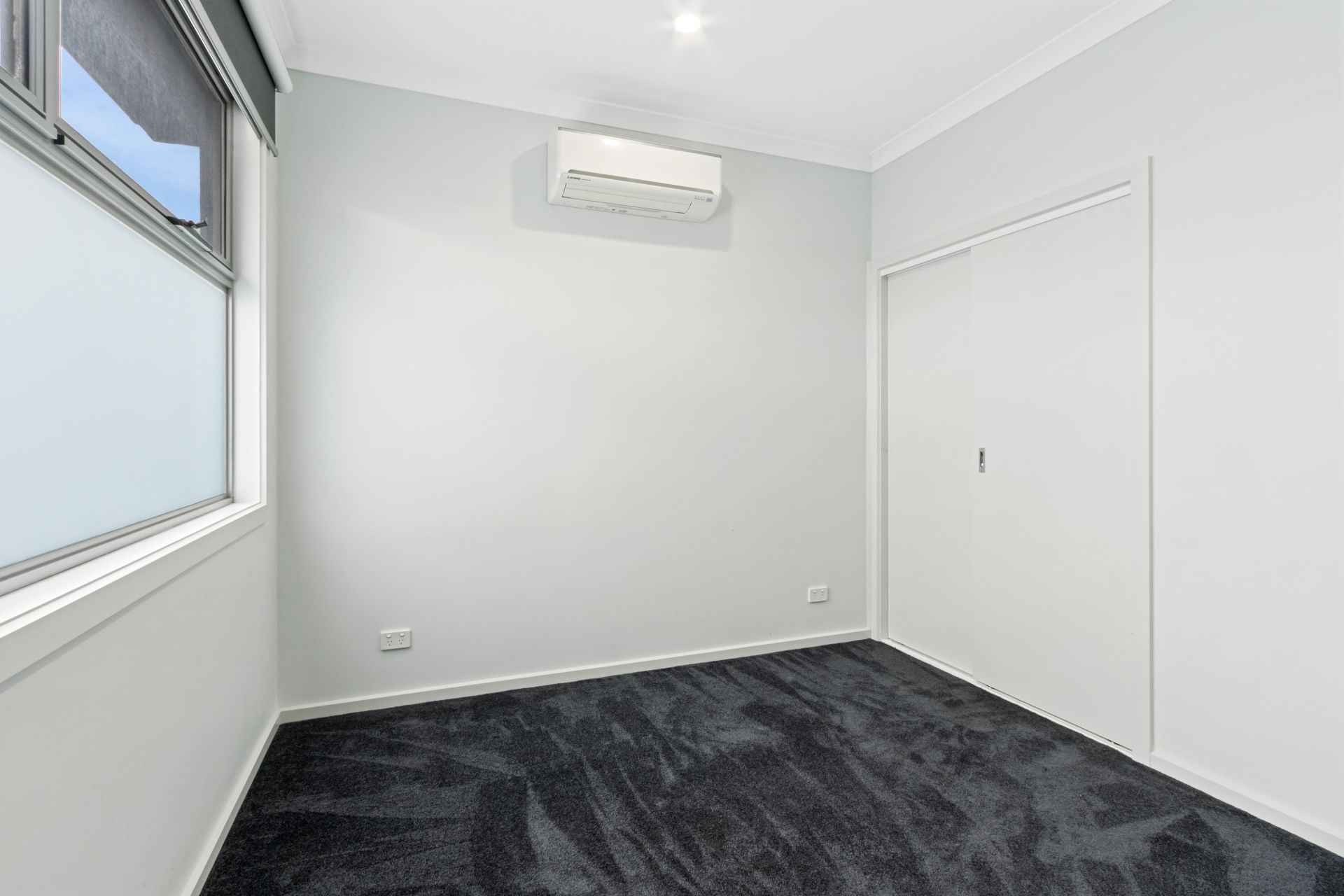 Immaculate townhouse in Prime Location