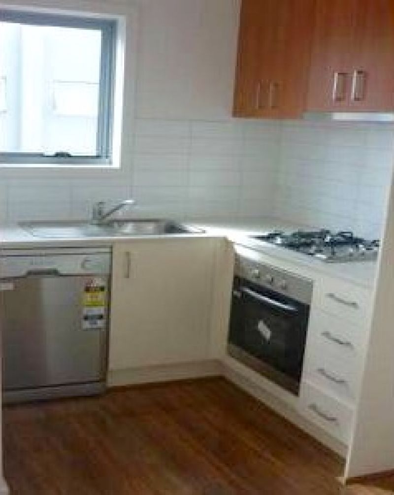 16/6 Rosamond Road, Footscray - Thumbnail 4